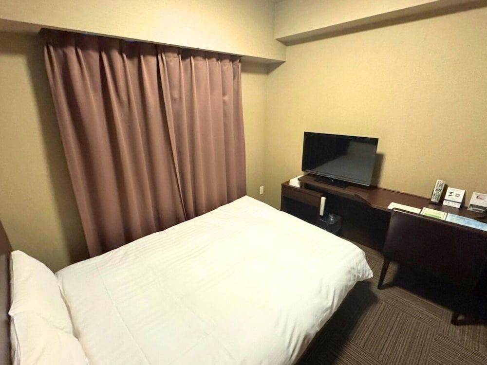 Room Selected at Check-In by hotel, No bed type guaranteed- Non-Smoking