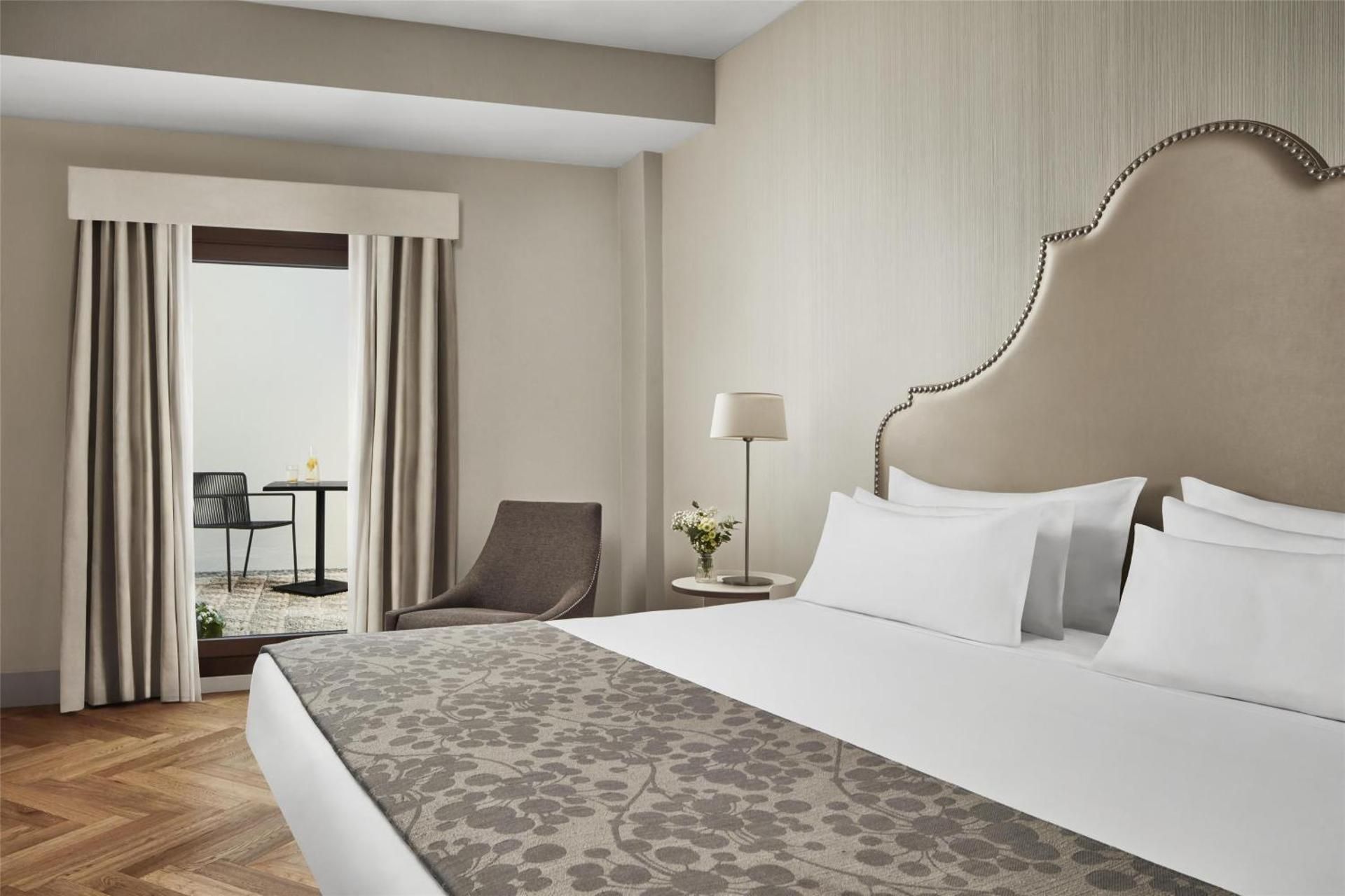 Premium Room with Patio