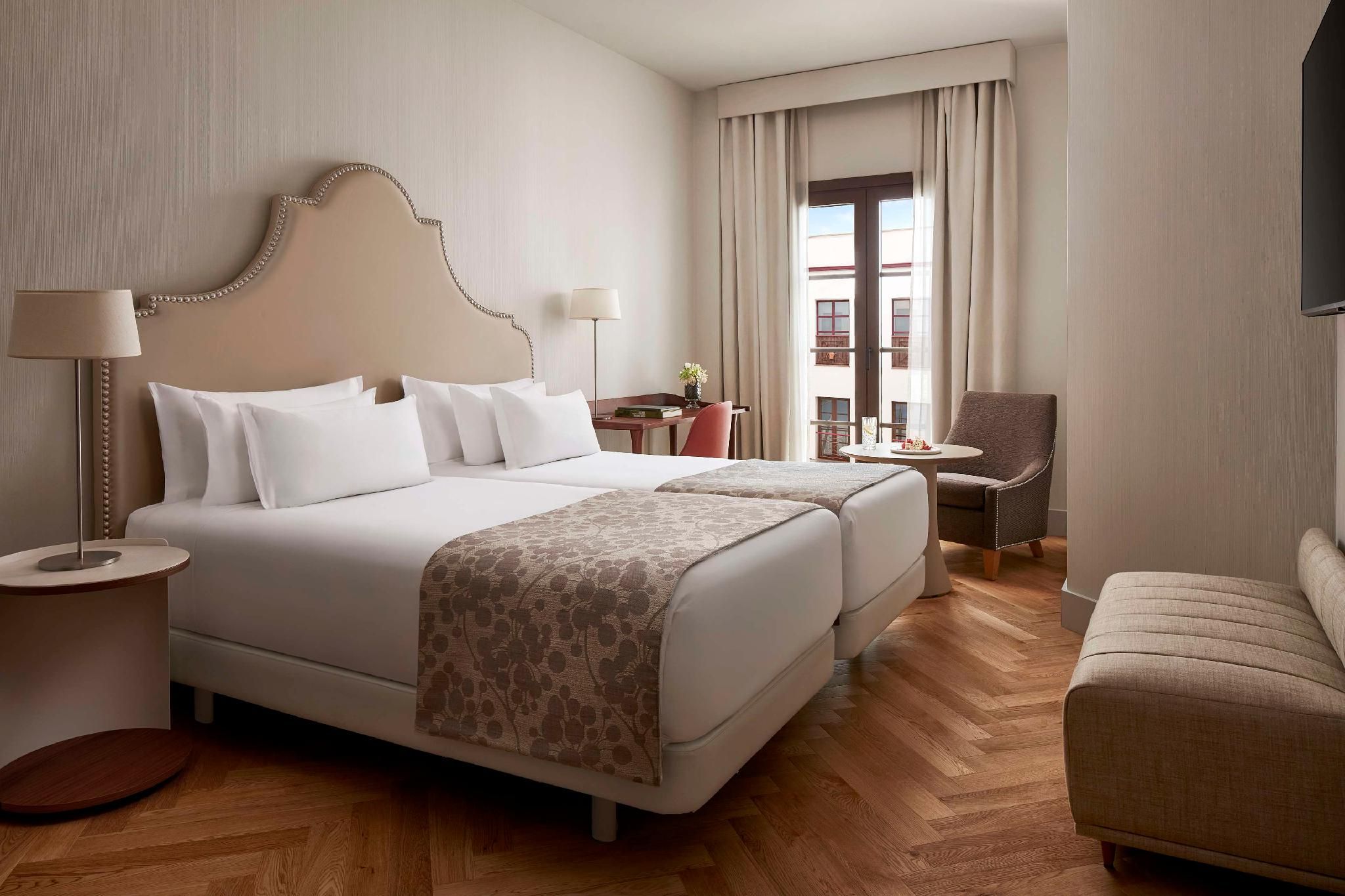 NH Collection Amistad Cordoba Premium Room