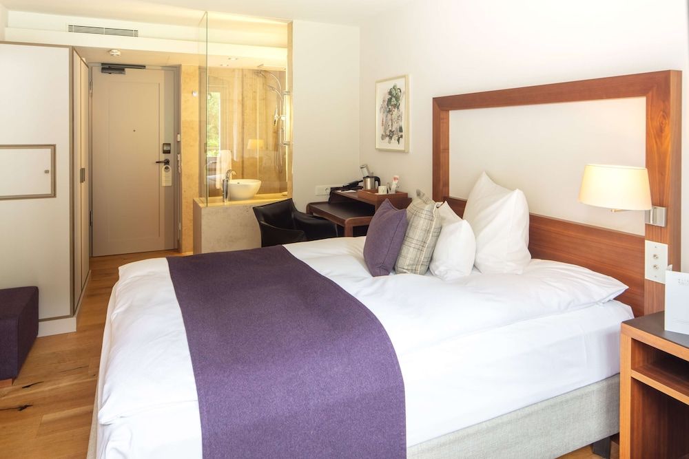 Waldhotel Stuttgart Standard Single Room 2