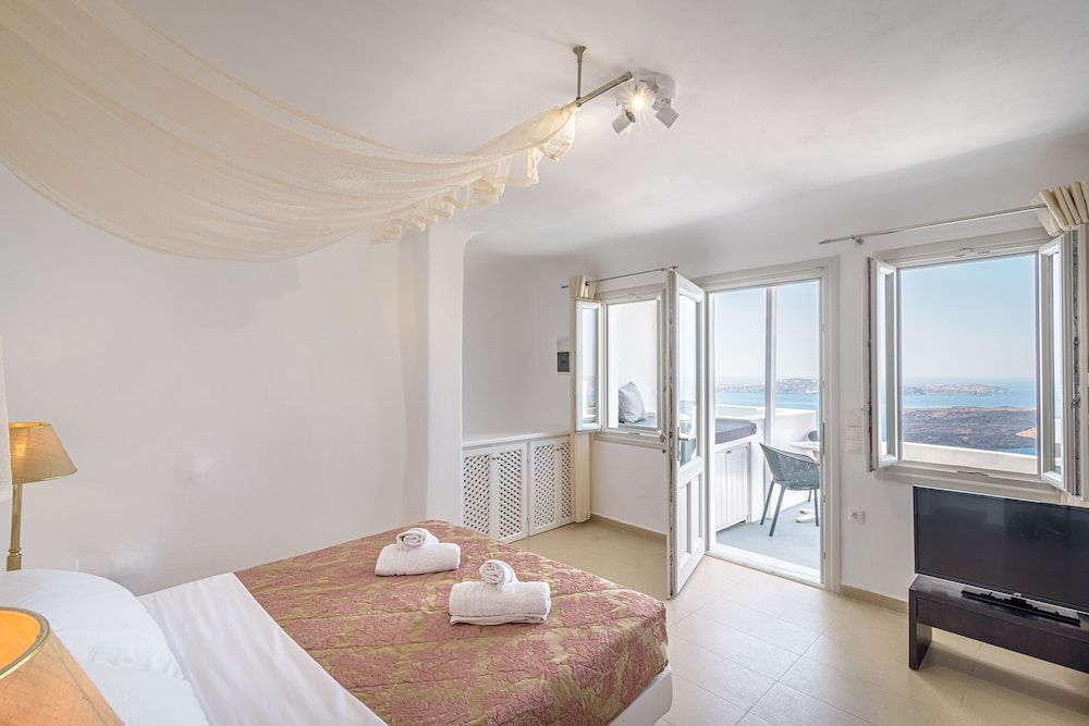 undefined Avianto Suites 2