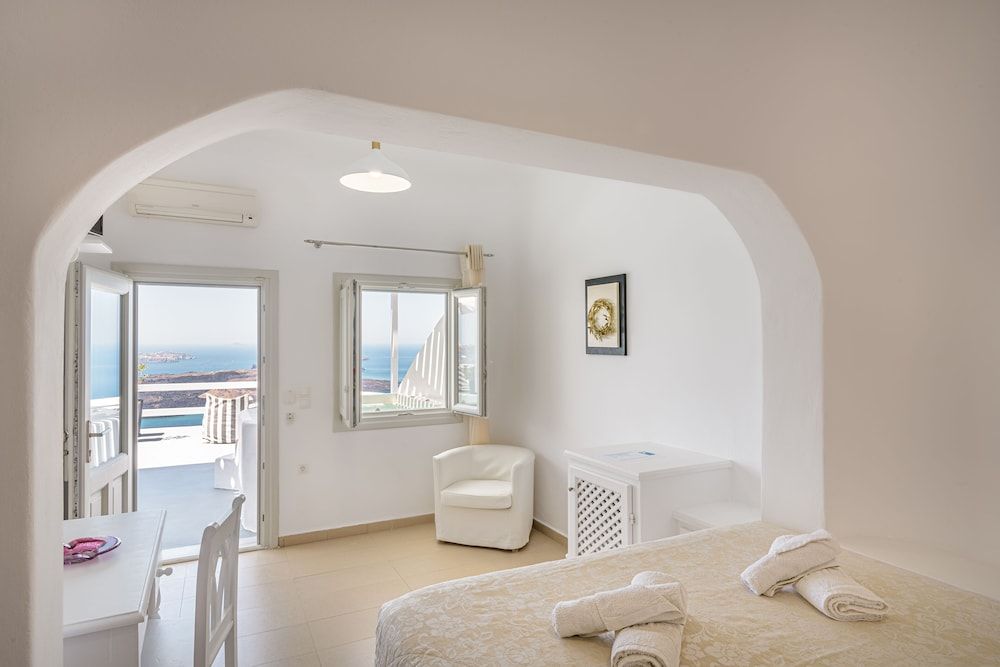 undefined Avianto Suites 10