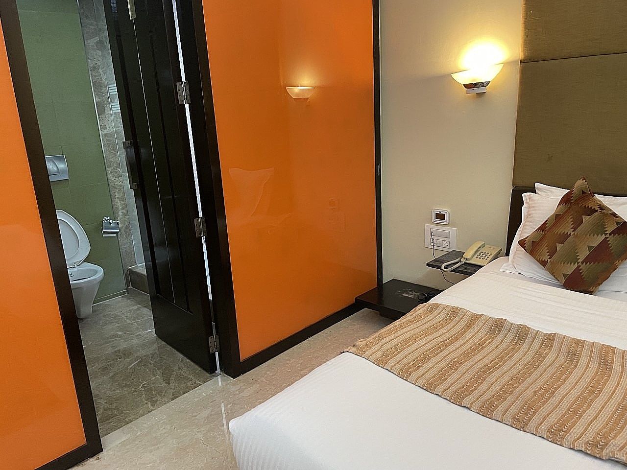 Ascot Hotel, Colaba Superior 4