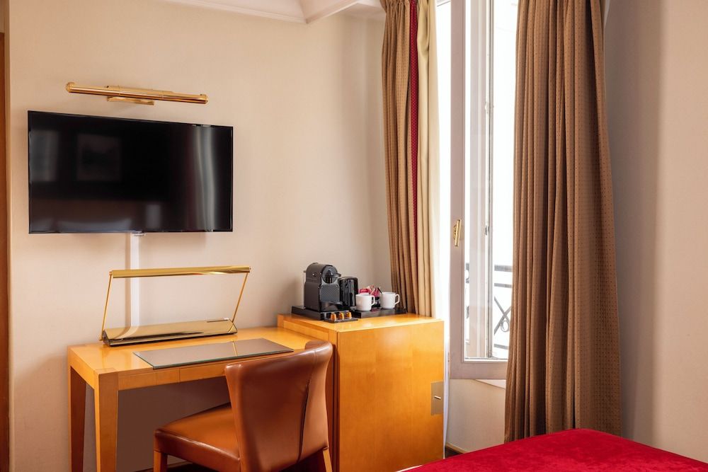 Hotel Royal Saint Michel Classic Double Room, 1 Double Bed 7