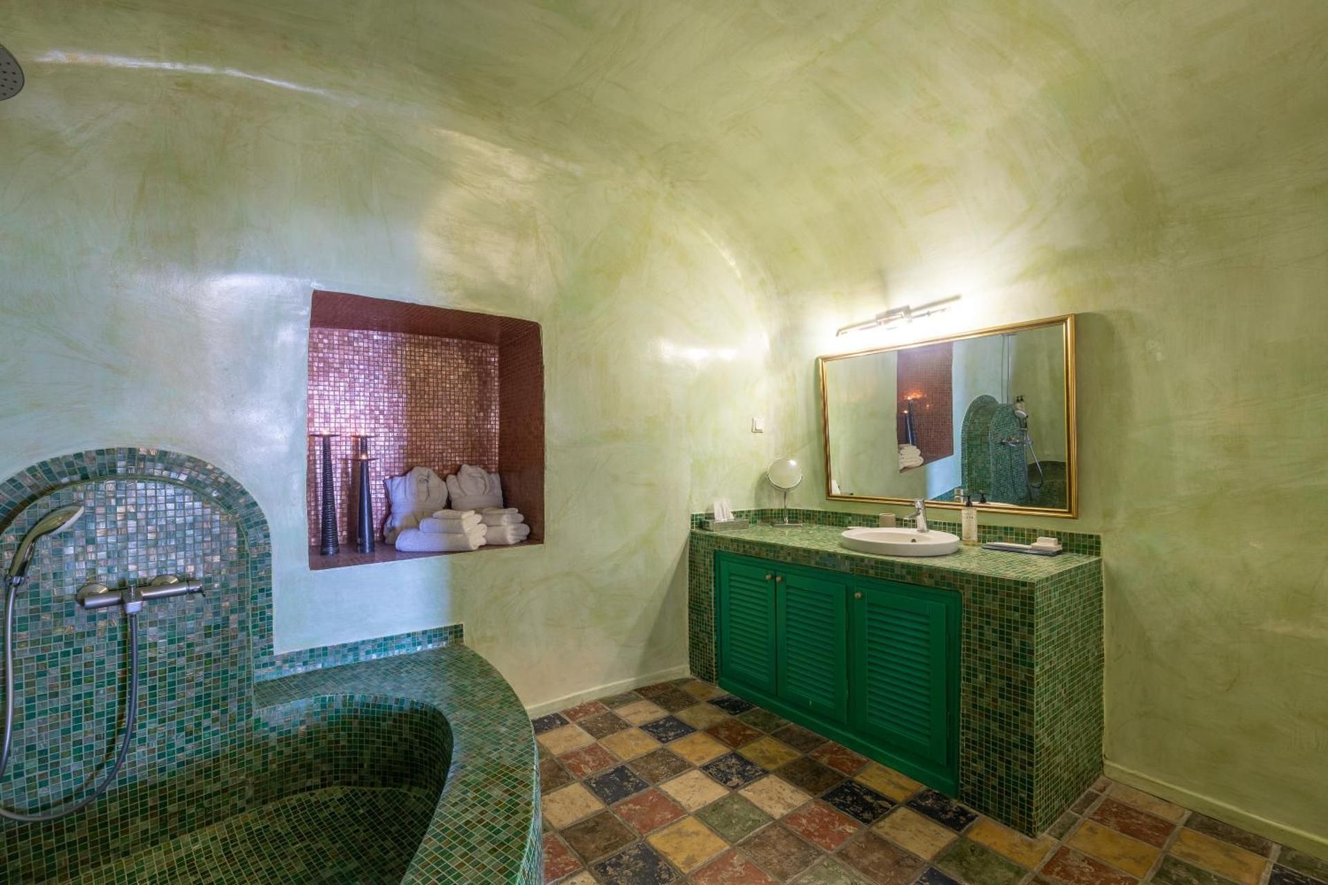 undefined Dreams Luxury Suites 4