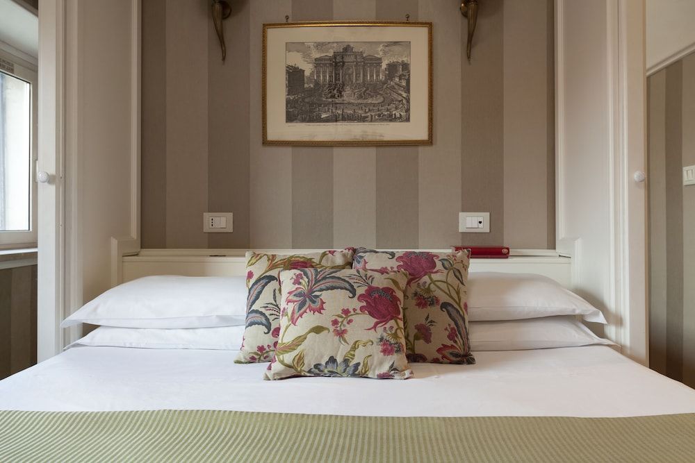 Kennedy Hotel Double or Twin Room 2