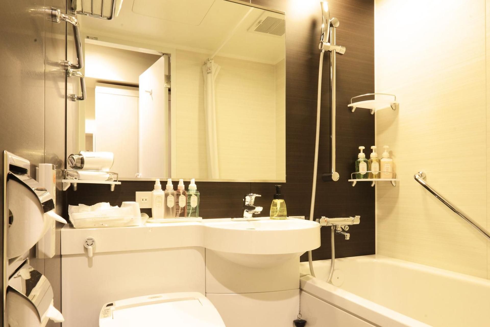 Standard Queen Room - Non-Smoking - No Daily Cleaning