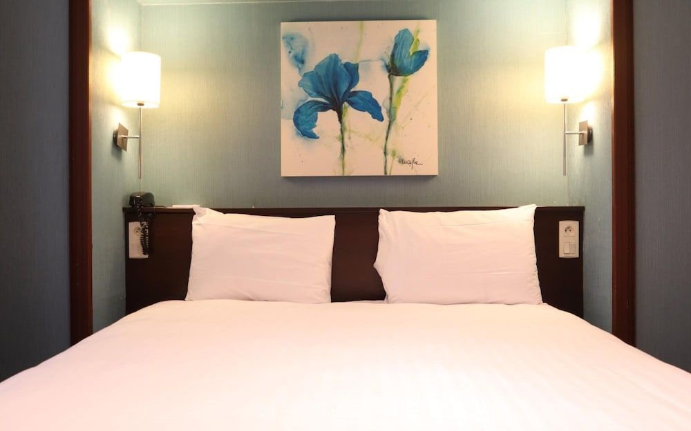 Timhotel Odessa Montparnasse Comfort Double Room 3