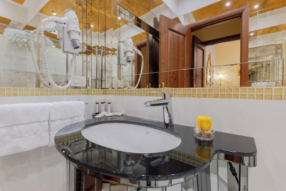 Ca' Dell'Arte Suite Deluxe Apartment 17