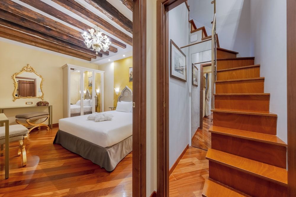 undefined Ca' Dell'Arte Suite 7