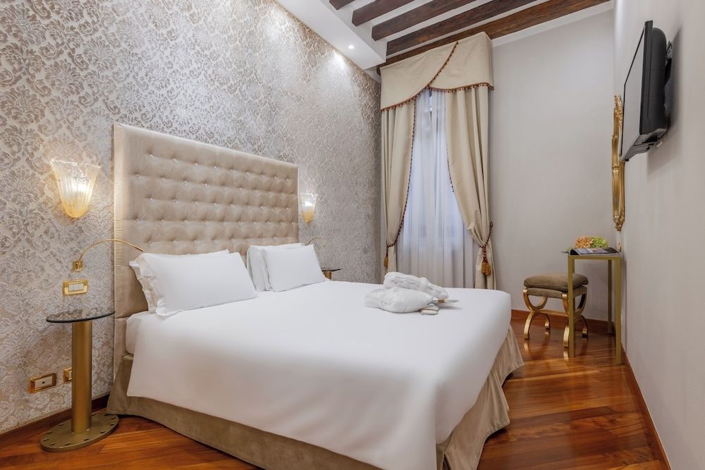 undefined Ca' Dell'Arte Suite 4