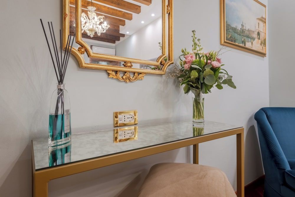 Ca' Dell'Arte Suite Deluxe Apartment 22