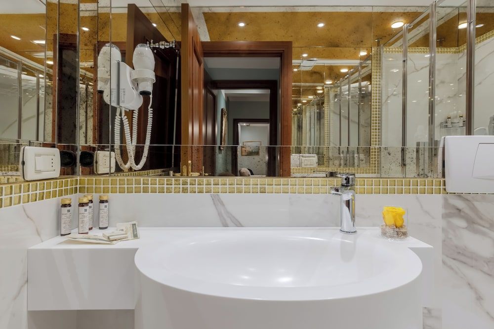 Ca' Dell'Arte Suite Deluxe Apartment 18