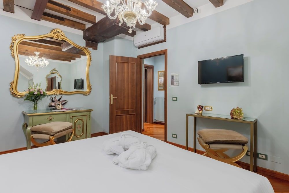 Ca' Dell'Arte Suite Deluxe Apartment 21