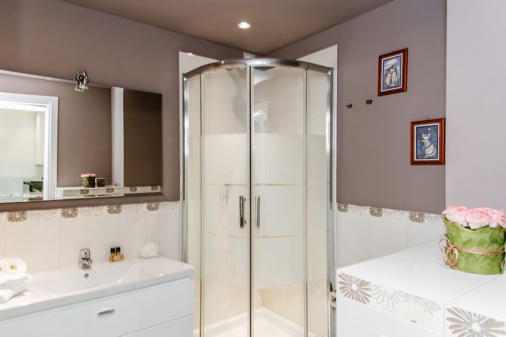 undefined Firenze Residence 7