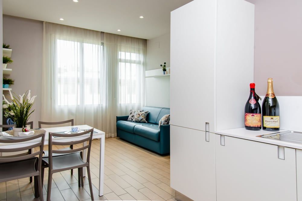 undefined Firenze Residence 5