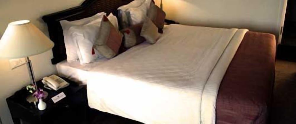 Minerva Grand Secunderabad Premium Room 18