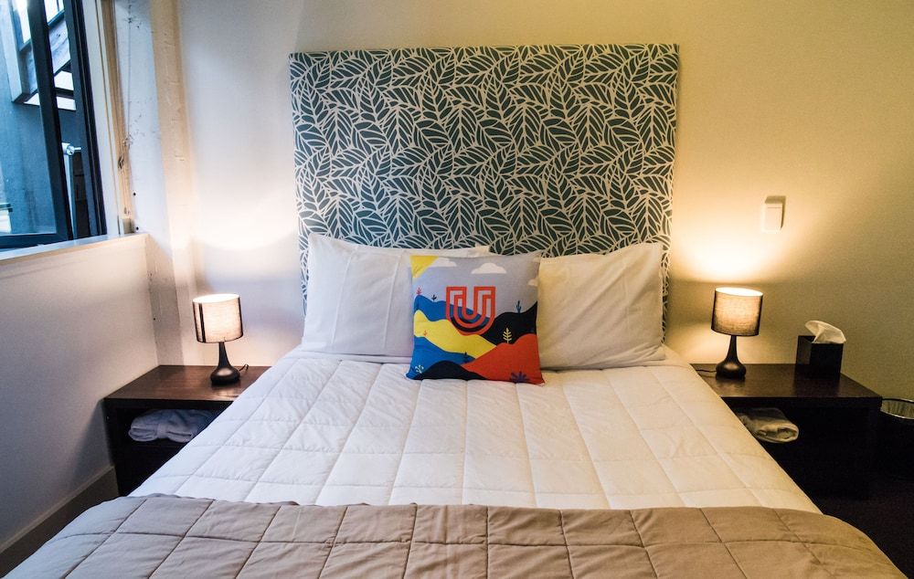 U Boutique Hotel Wellington Queen Studio with Shared Bathroom 4
