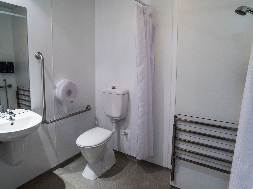 U Boutique Hotel Wellington Queen Studio with Shared Bathroom 9