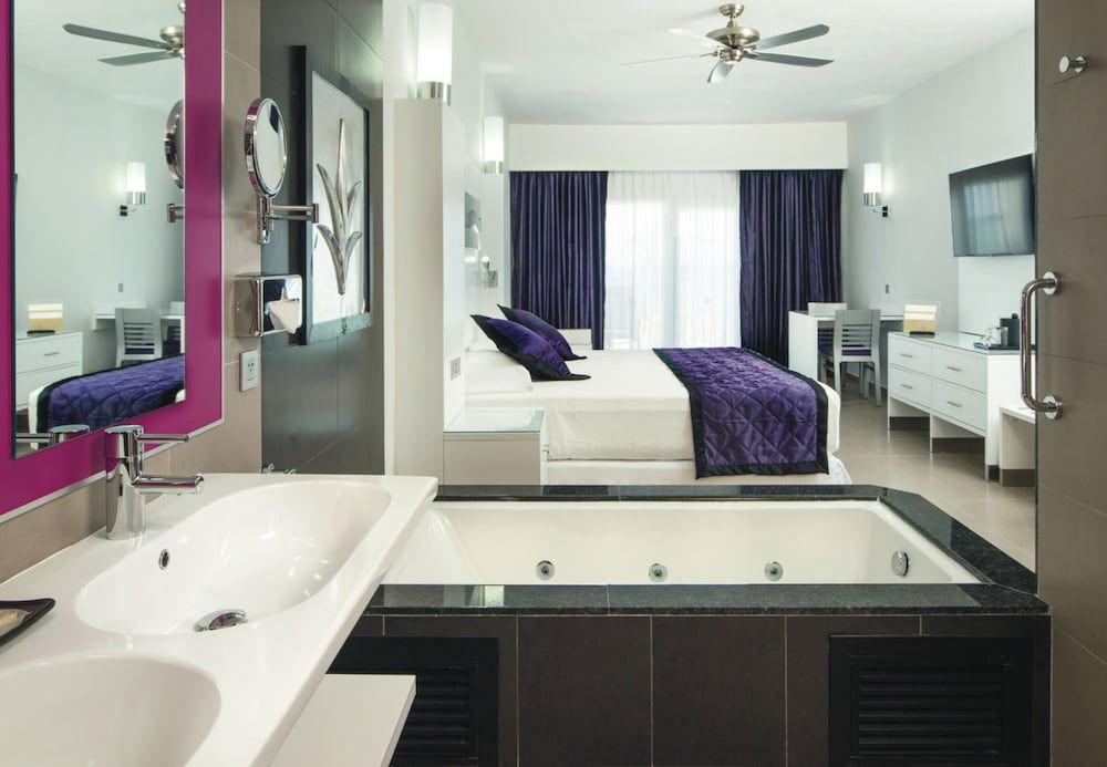Junior Suite, Garden View (L)