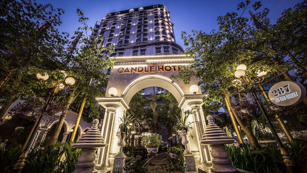 undefined Super Candle Hotel