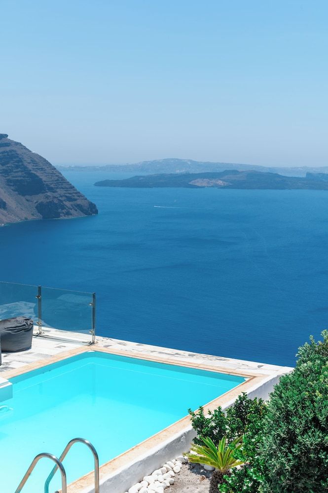 undefined CSky Hotel 5