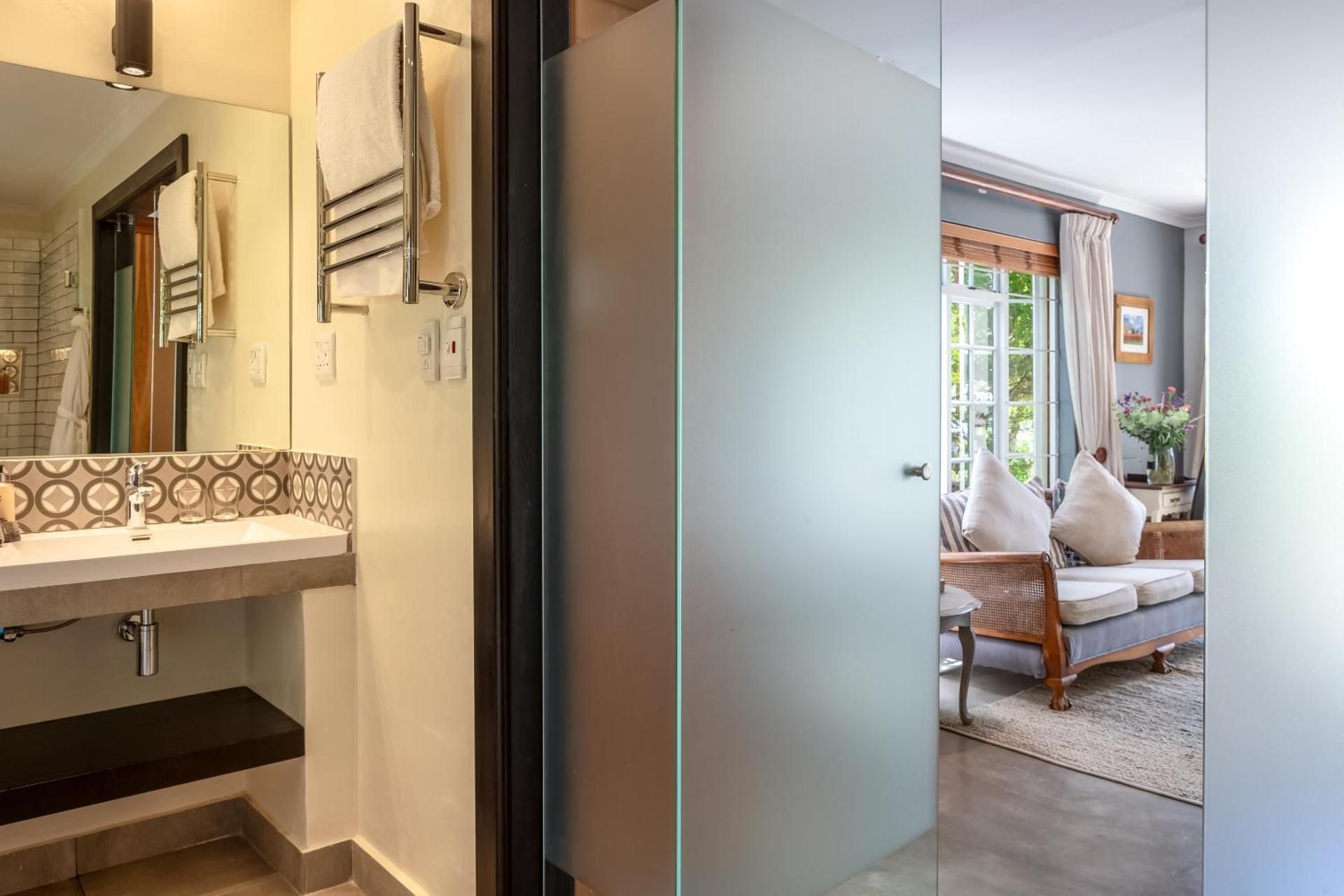 WedgeView Country House and Spa Deluxe Room 2