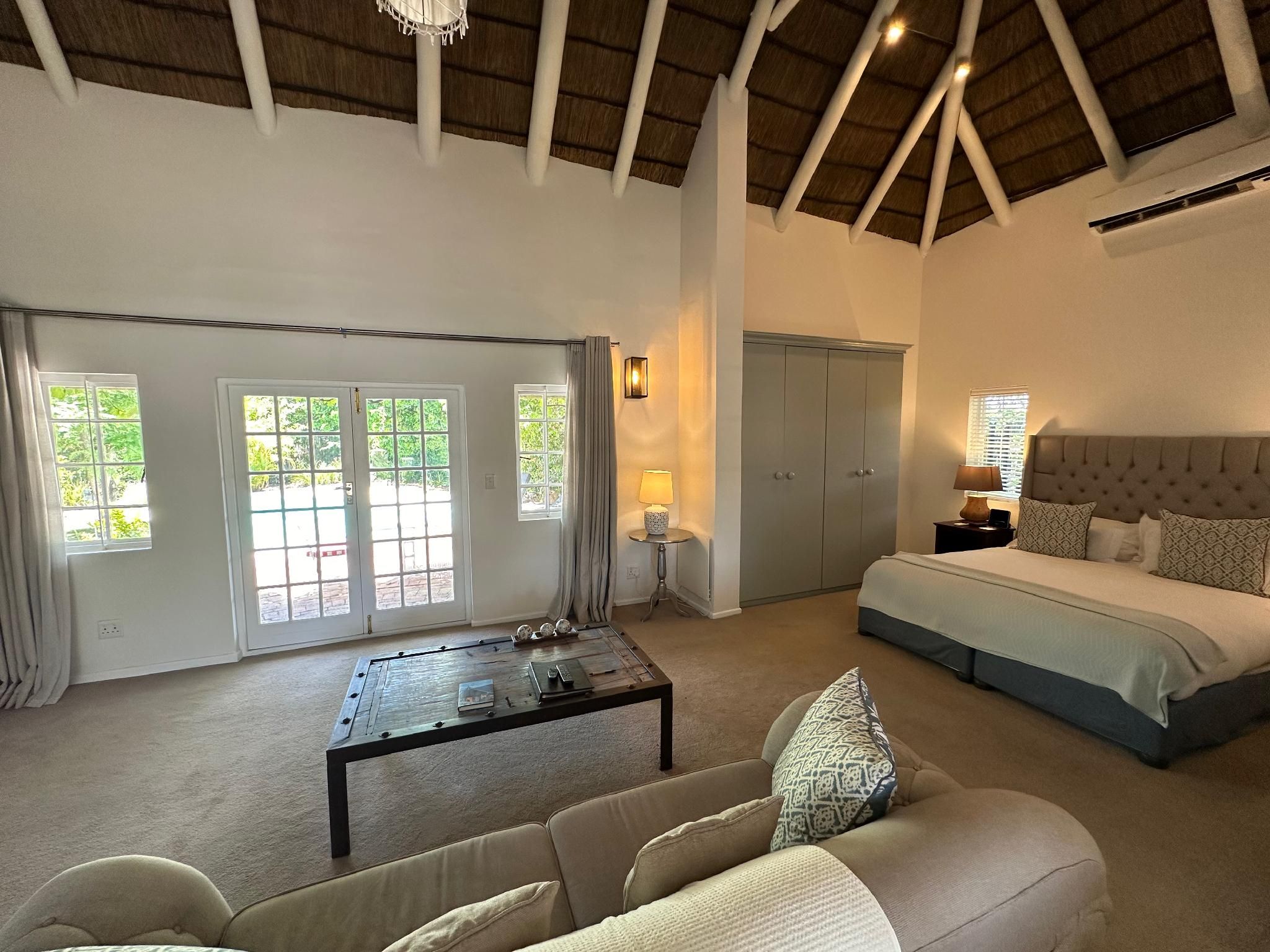 Pool and Garden View Elegant Suite