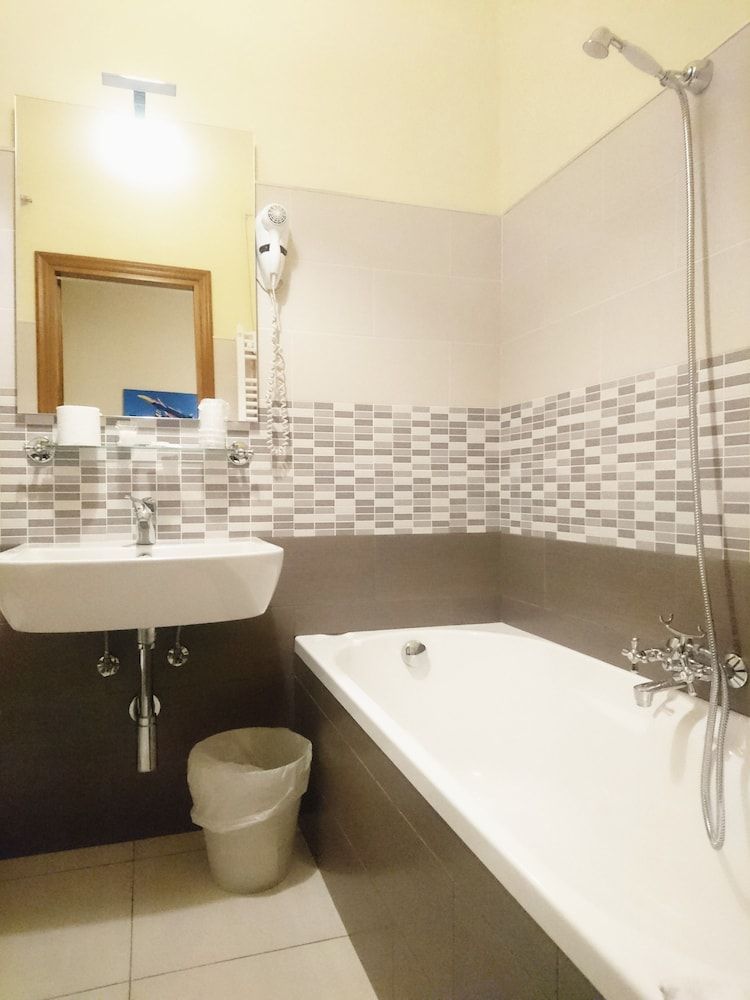 Giappone Inn Hotel Quadruple Room 5