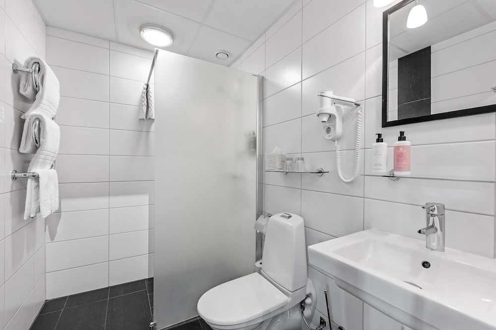 Best Western Plus Edward Hotel Standard Room, 1 Double Bed, Non Smoking 4
