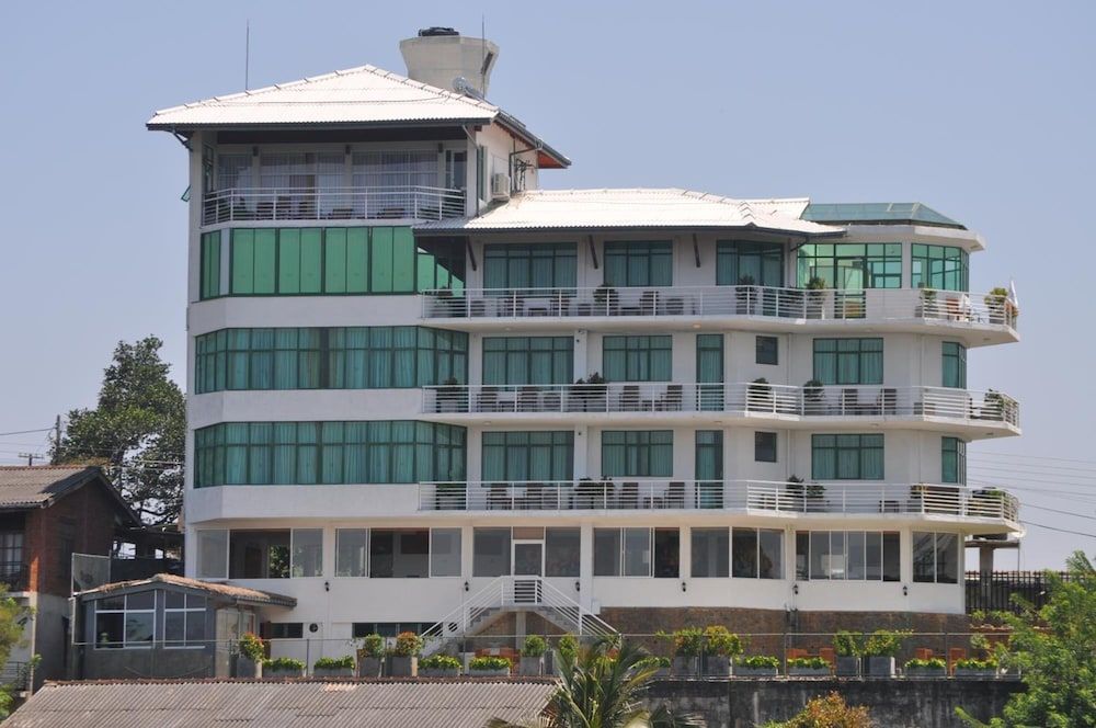 undefined Amaara Sky Hotel 5