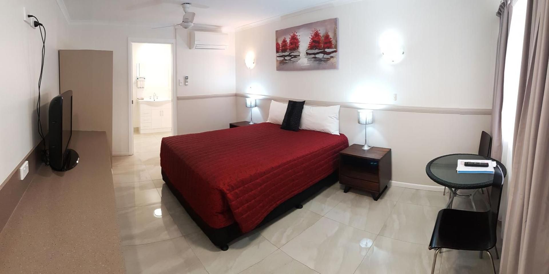 Deluxe Queen Room