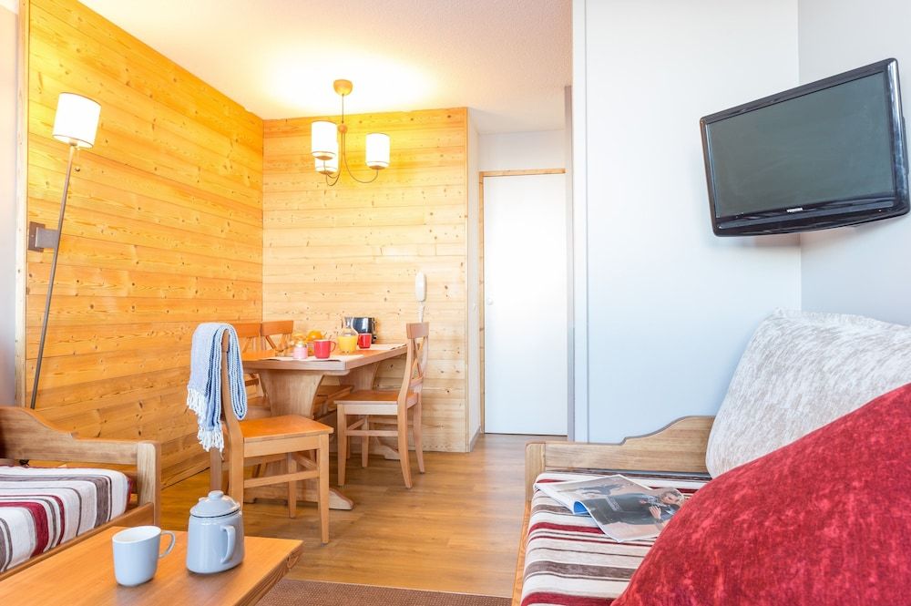 Studio 4 people - 1 sleeping alcove -  Mountain view - South-facing