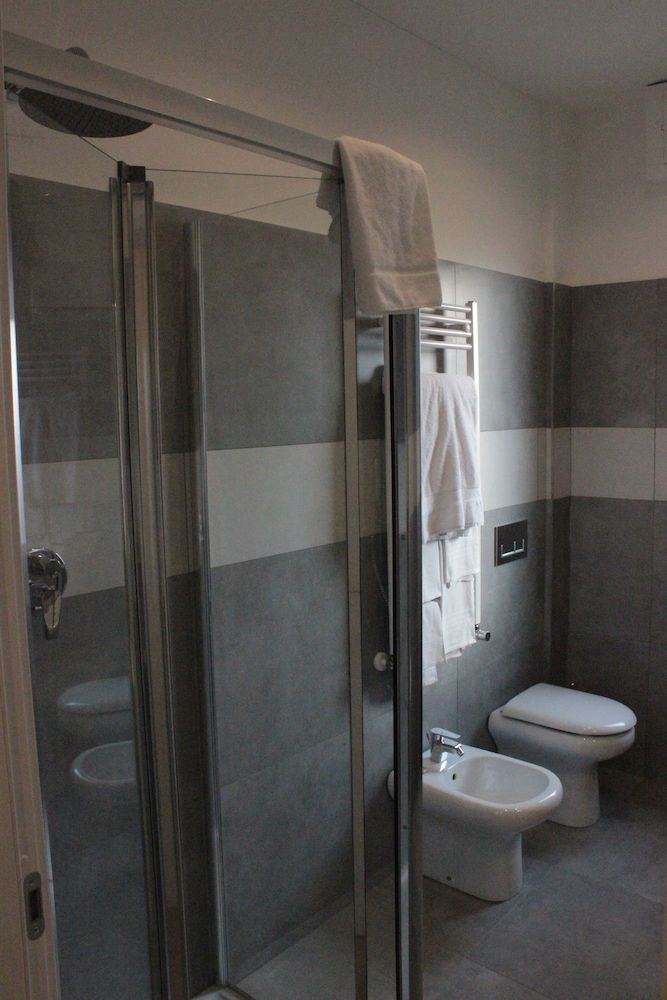 Hotel Rex Milano Standard Double Room 7