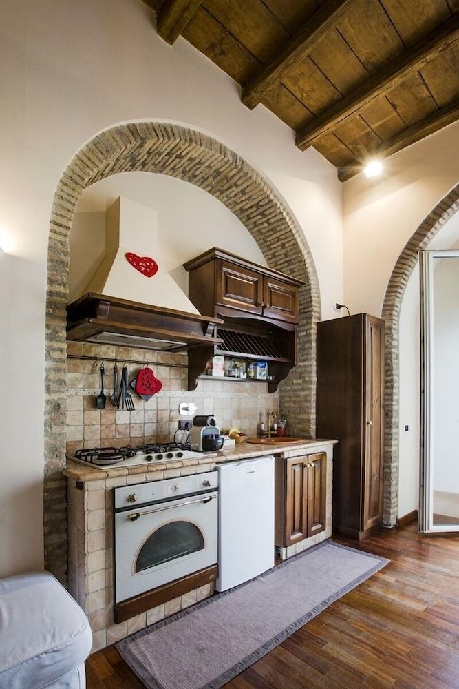 undefined Pettinary Village 9