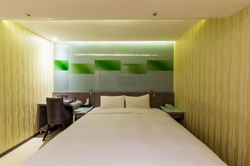 undefined Beauty Hotels Taipei - Hotel Bnight