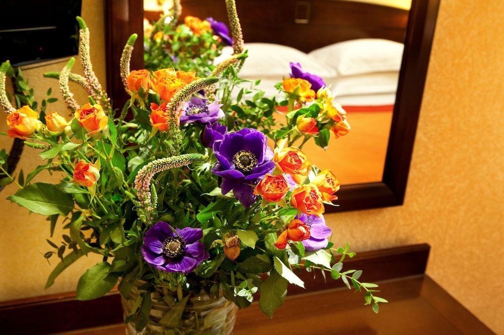 Hotel The Originals Paris Paix République Double Room 2