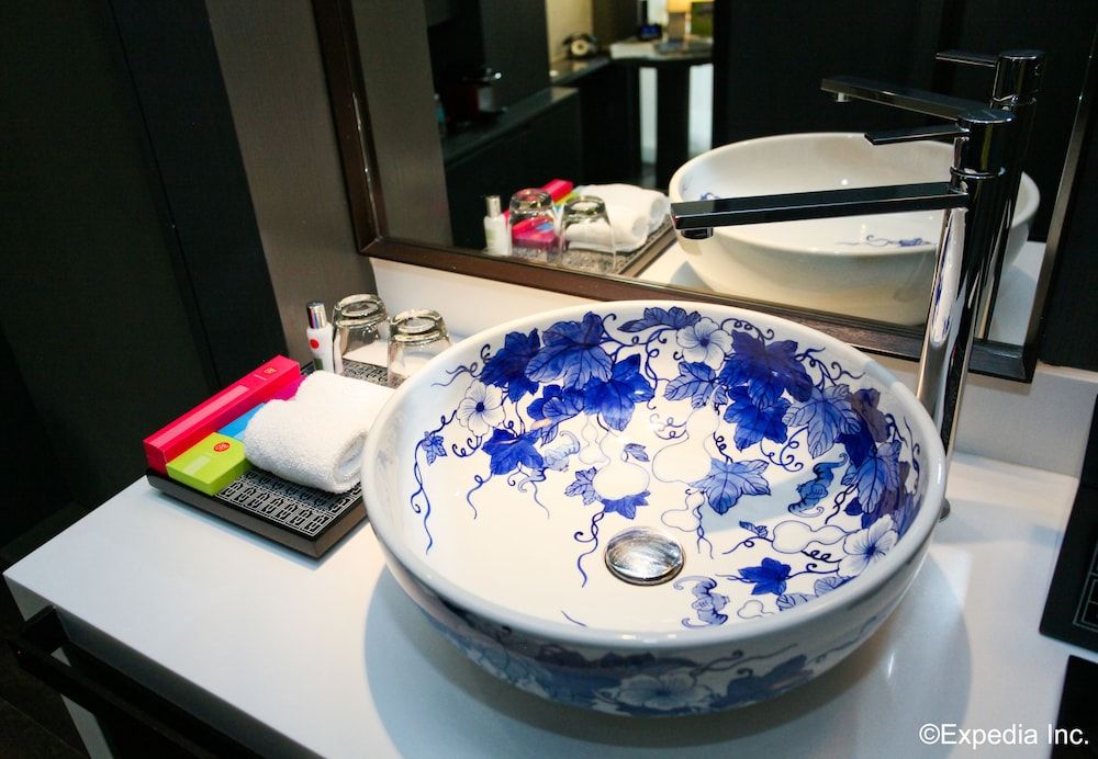 AMOY by Far East Hospitality Deluxe Room 7