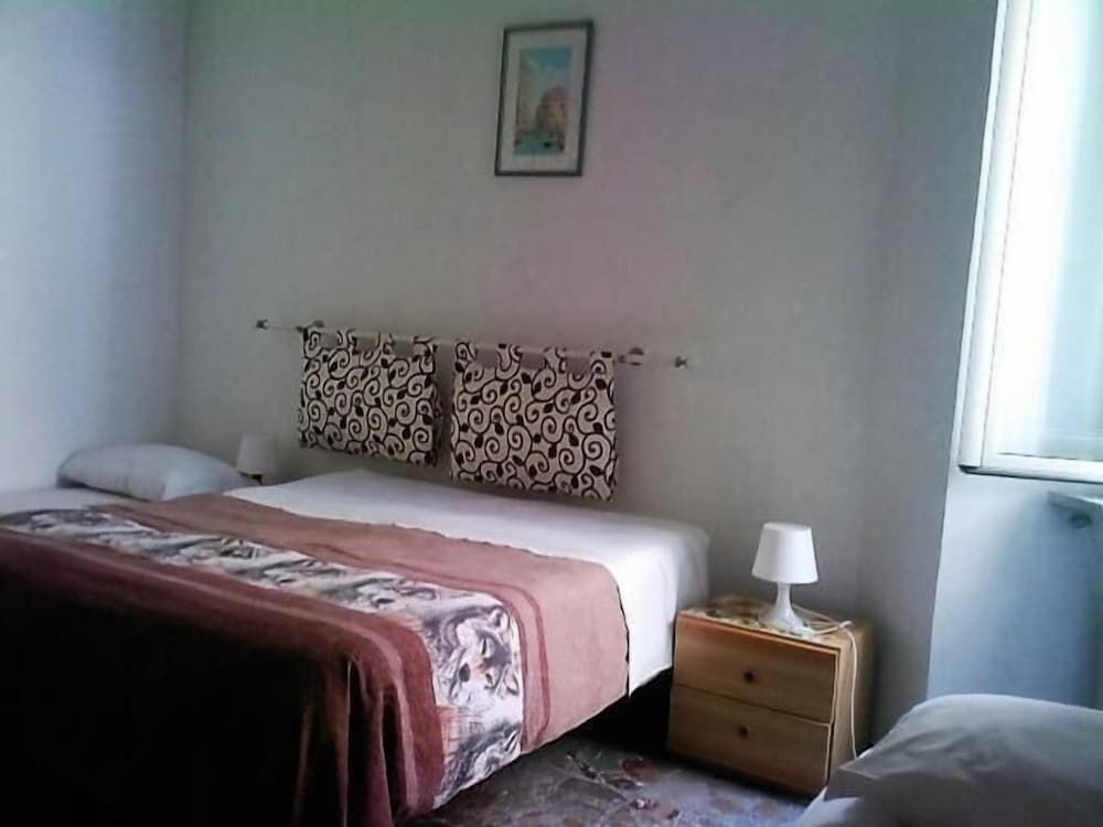 undefined Prince Inn 8