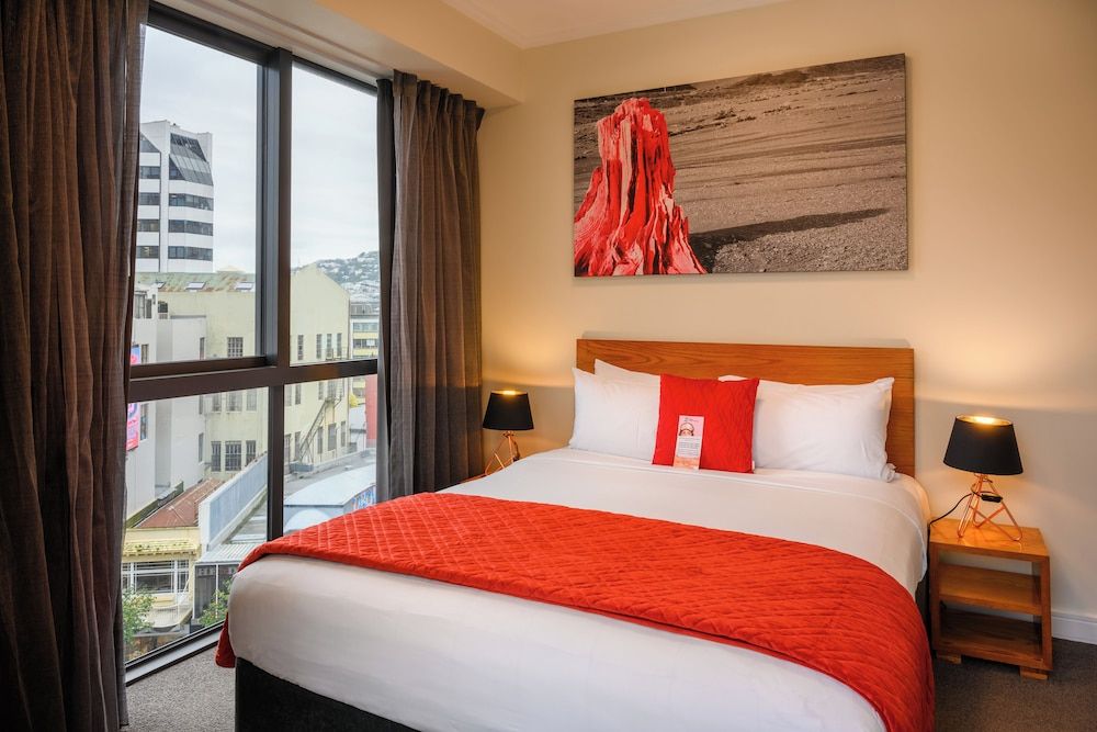 Boulcott Suites Premium Apartment, 1 Bedroom, Balcony, City View 3