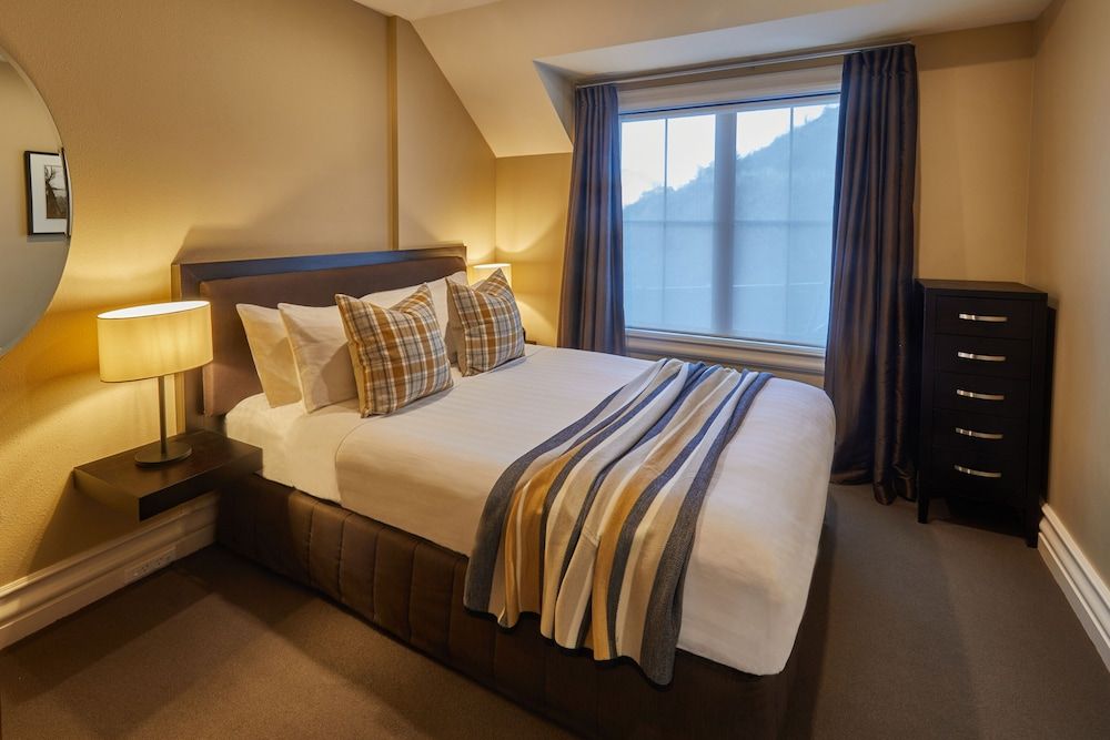 Platinum Queenstown Villas Luxury Apartment, 2 Bedrooms, Alpine View 4