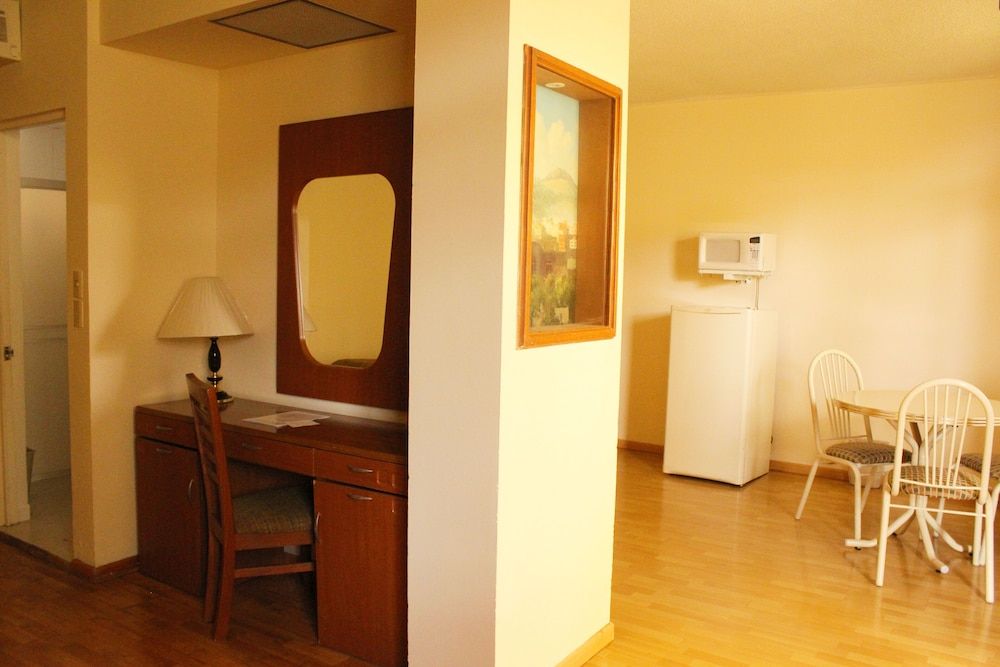 Hotel Don Miguel Family Room 7