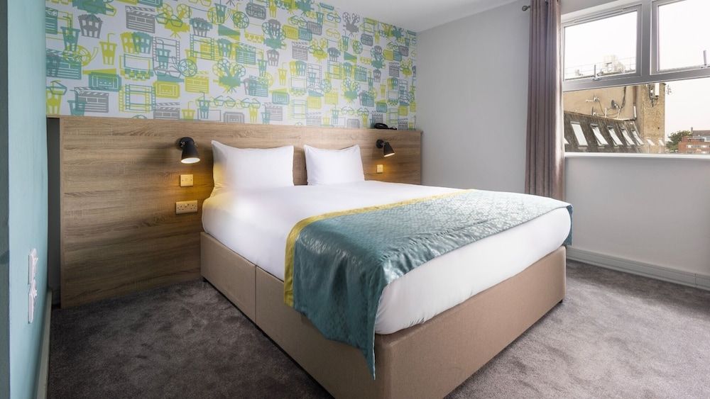 undefined The Camden Hotel 3