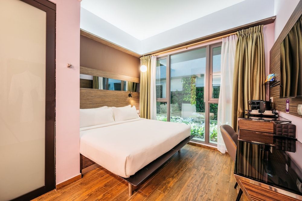Double Room, 1 Double Bed, Garden View