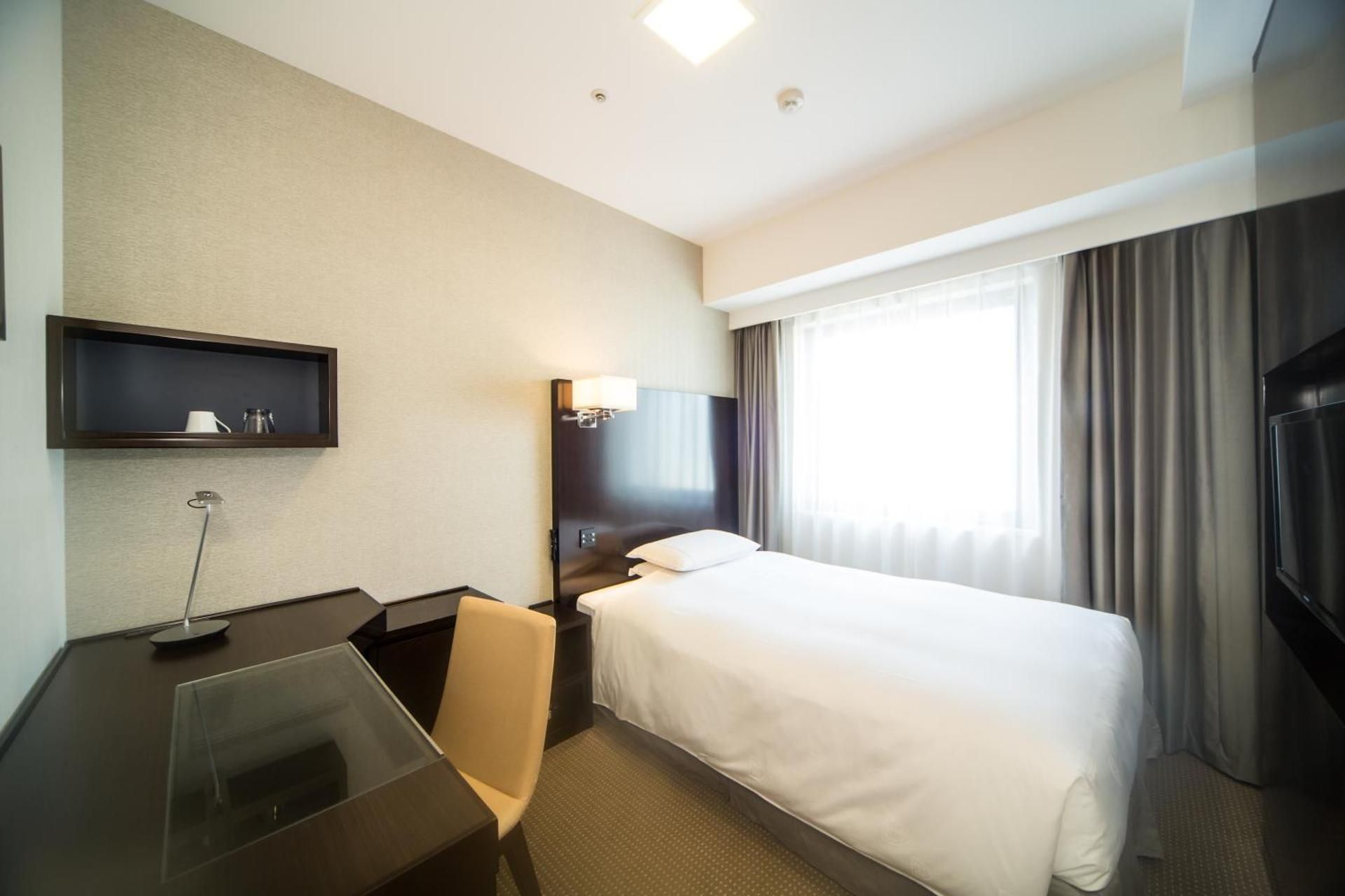Single Room - Non-Smoking, Shower Only