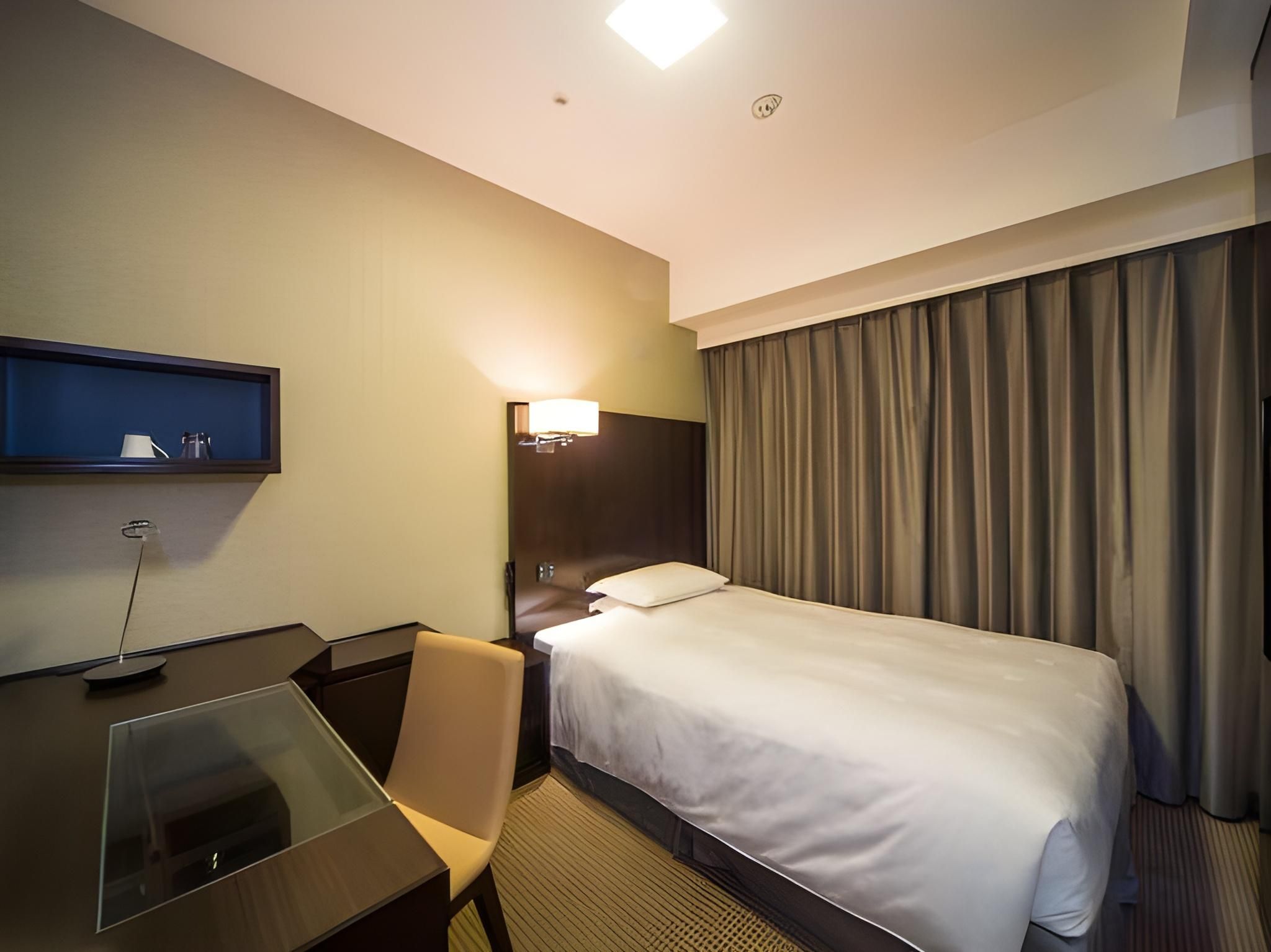Economy Double Room - Non-Smoking, Shower Only