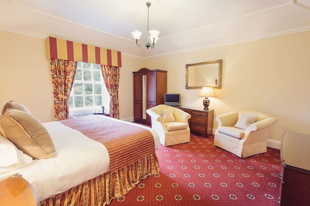 Briery Wood Country House Hotel Standard Double Room 5