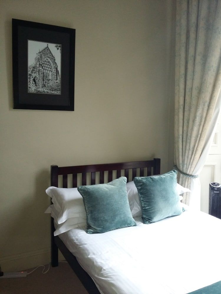 No 11 Traditional Double Room