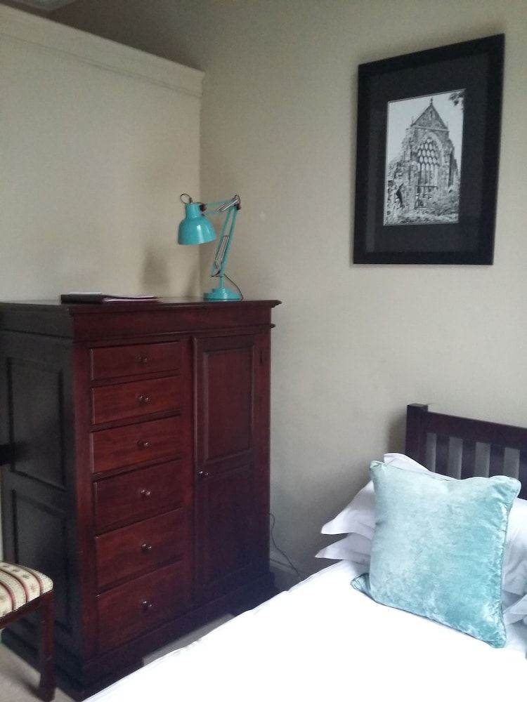 No 11 Traditional Double Room 2