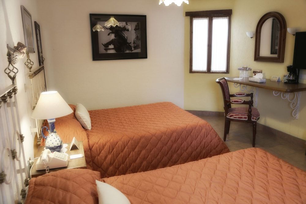 El Mesón de los Poetas Standard Double Room 5